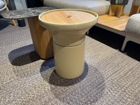 186253-Gloster-Coso-Side-Table-Teak-Sand