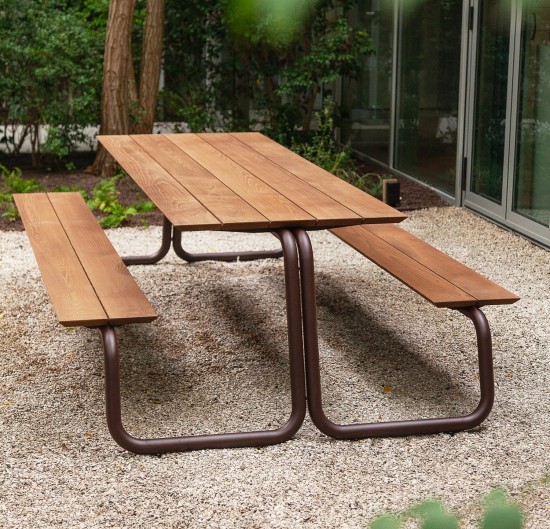 188651-The-Table-Chocolate-Brown---Thermo-Ash_4