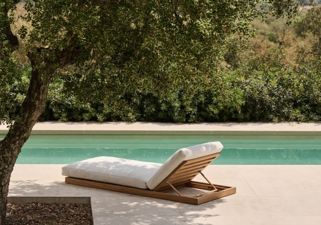 Tribu Pure lounger