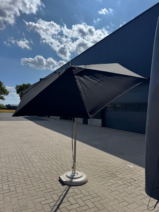 Tuuci M1 Oyster Black_2