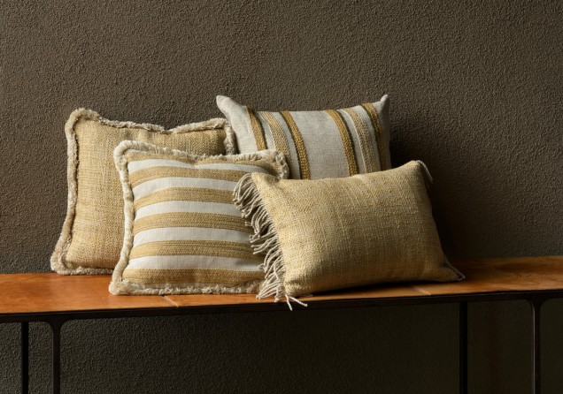 Vincent Sheppard_Indira cushions_2_HR